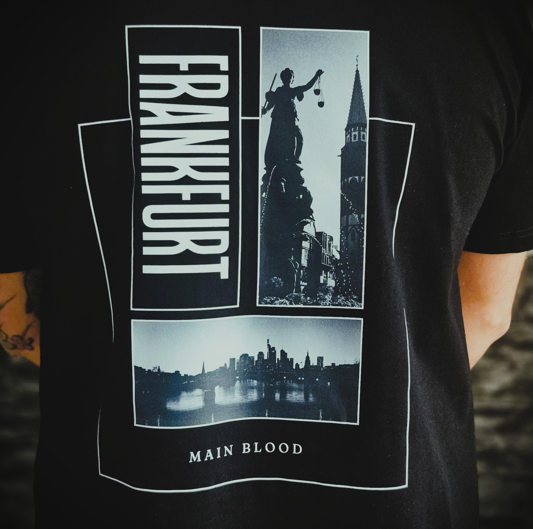 MAIN-LINE ESSENTIAL OVERSIZED T SHIRT