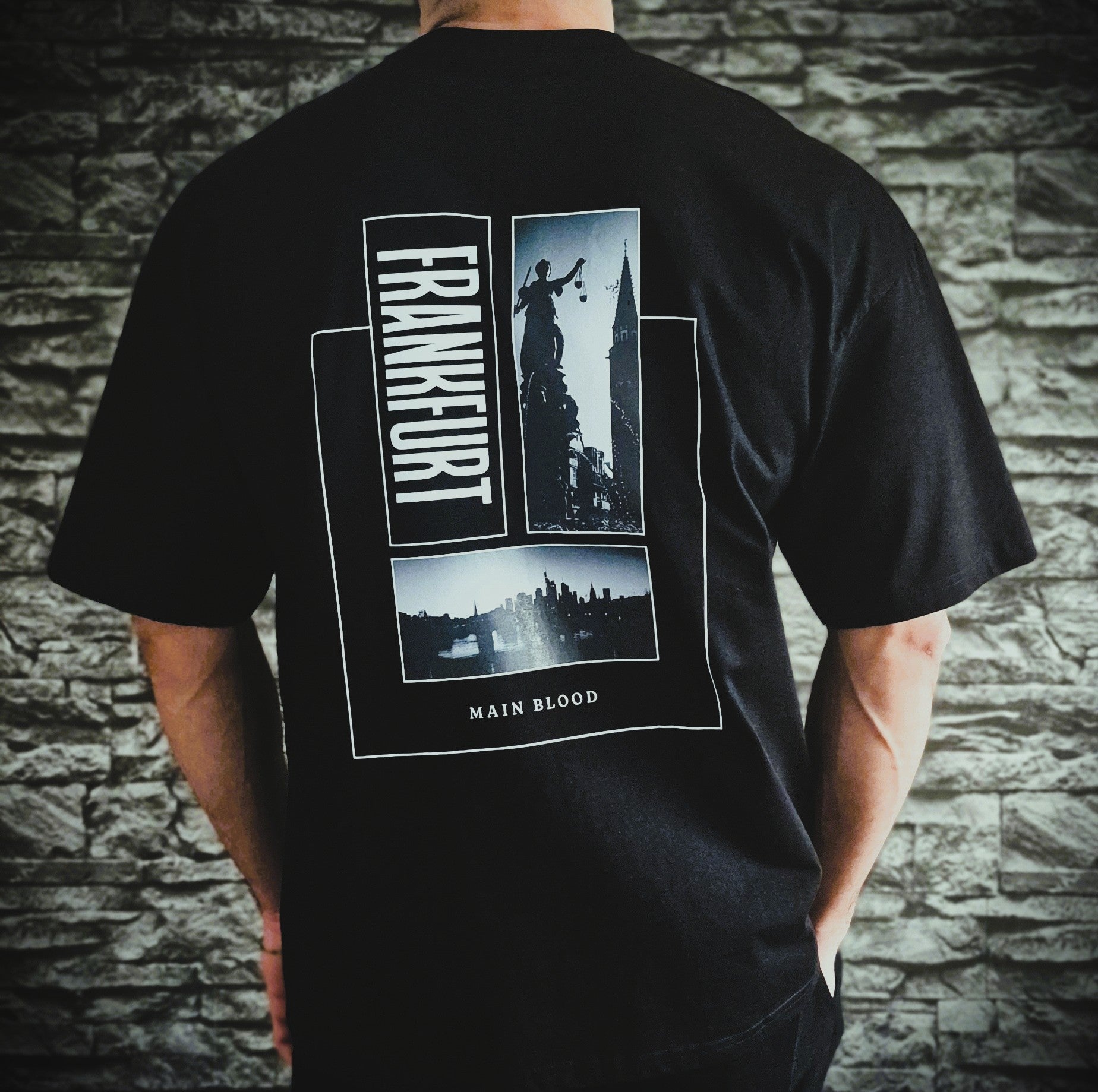 MAIN-LINE ESSENTIAL OVERSIZED T SHIRT