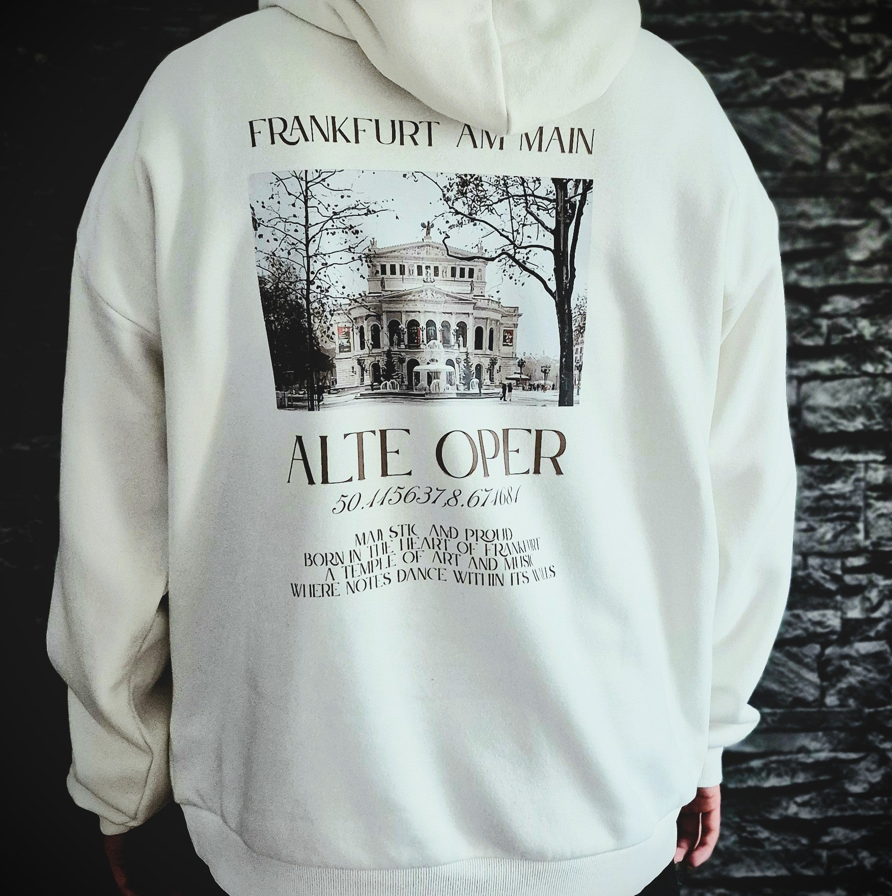 ALTE OPER HOODIE